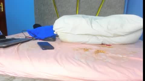 keamow online show from October 15, 2025, 3:34 pm