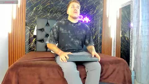 Keane online show from October 1, 2025, 12:22 pm