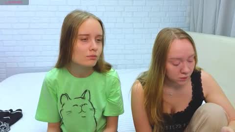 Snapshot of kebesheska chatting on October 14, 2025, 8:37 am Seb Polly Roxy Jonny online show from October 14, 2025, 8:37 am