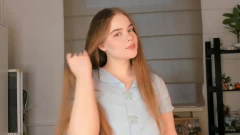 Snapshot of keen_mirage chatting on April 6, 2026, 1:34 pm keen_mirage online show from April 6, 2026, 1:34 pm