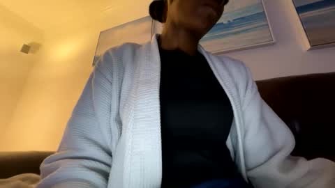Keephimcum69me online show from June 9, 2026, 3:40 am