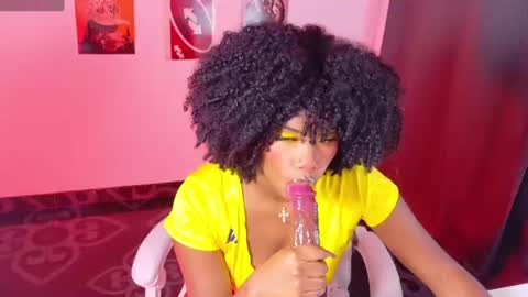 Kehlannis online show from June 18, 2026, 10:47 pm