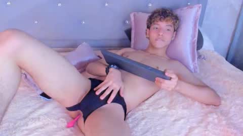 kei oliver online show from February 13, 2025, 12:54 pm