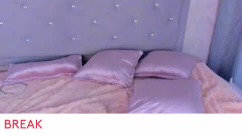 kei oliver online show from February 18, 2025, 3:43 pm
