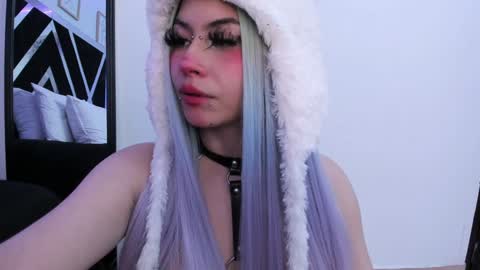 Keidy Monday to Saturday from 200 pm to 810pm  UTC-5 Colombia Time online show from December 21, 2024, 10:30 pm
