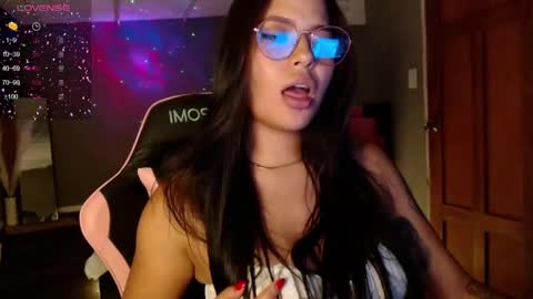 Snapshot of keikim_ chatting on September 20, 2025, 9:38 pm Kimk online show from September 20, 2025, 9:38 pm