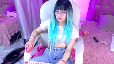 Snapshot of keiko_amane chatting on May 1, 2026, 3:22 am online show from May 1, 2026, 3:22 am