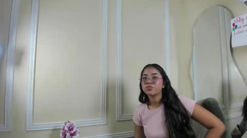 keila online show from September 10, 2025, 12:27 pm