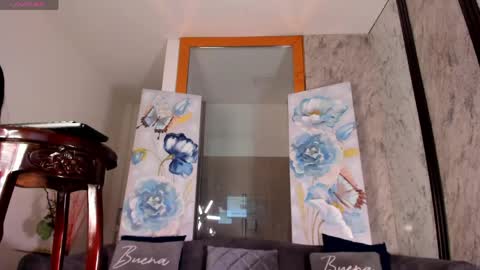 Snapshot of keila_rose chatting on May 27, 2026, 4:53 am keila_rose online show from May 27, 2026, 4:53 am
