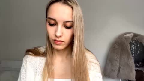 Lina online show from February 2, 2026, 7:18 am