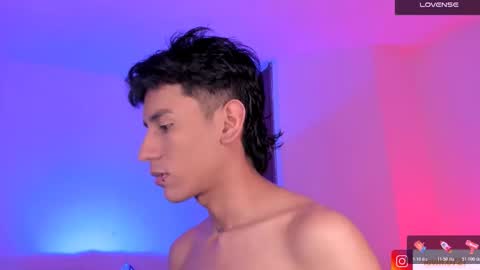 Alejandro Gonzalez online show from November 21, 2025, 2:10 am