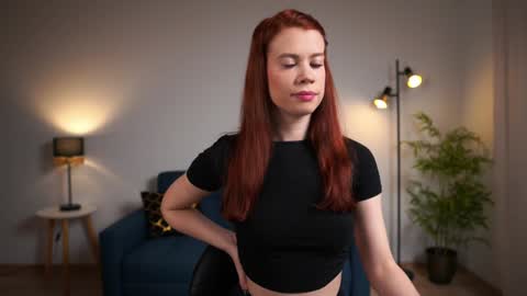 keira_knight online show from February 1, 2025, 10:34 pm