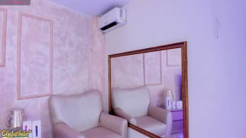 keirahartz online show from November 17, 2025, 3:34 am