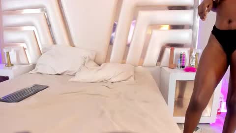 Ebony - Keisha online show from February 10, 2026, 8:24 pm