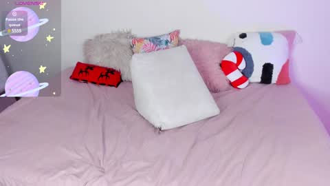 Snapshot of keisy_2 chatting on December 9, 2024, 1:55 pm Keisy  online show from December 9, 2024, 1:55 pm