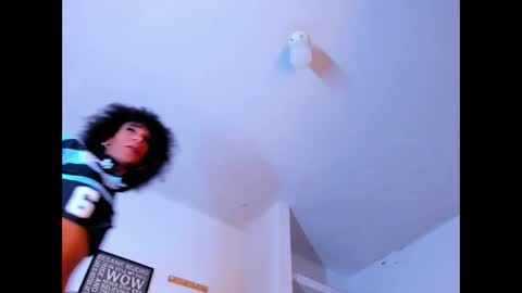 KEISY MARIANA  online show from April 28, 2026, 2:11 pm
