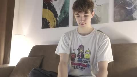 Snapshot of keithcozart1337 chatting on November 2, 2025, 3:58 pm Mark online show from November 2, 2025, 3:58 pm