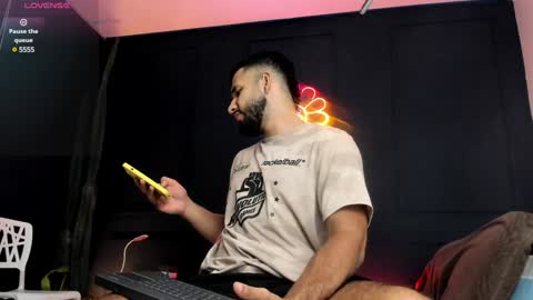 Keith  online show from December 17, 2024, 11:49 pm