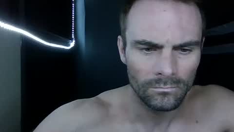 Snapshot of keithross1205 chatting on March 6, 2025, 9:20 pm clyde online show from March 6, 2025, 9:20 pm