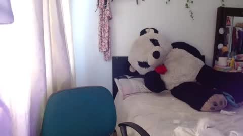 annie rosse16 online show from May 30, 2026, 9:23 pm