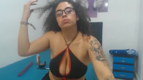 keityperrys online show from April 25, 2026, 5:21 am