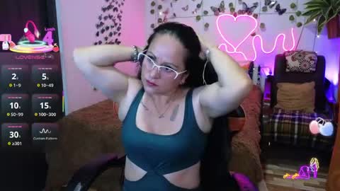 keka_teiku online show from May 4, 2026, 3:46 am
