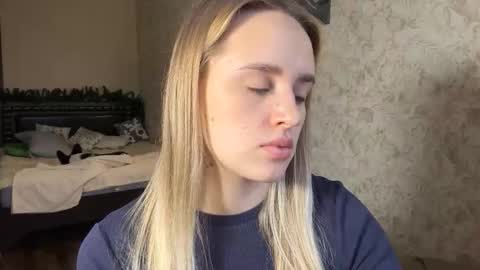 Sylvia online show from December 18, 2025, 8:09 am