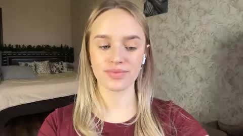 Sylvia online show from December 22, 2025, 8:22 am