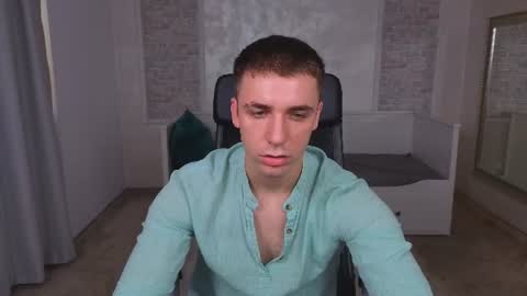 KellenWest online show from June 22, 2026, 4:31 am