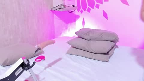 kelly_666 online show from June 1, 2026, 3:08 am