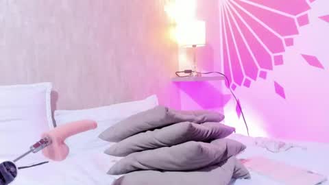 kelly_666 online show from June 19, 2026, 3:27 pm