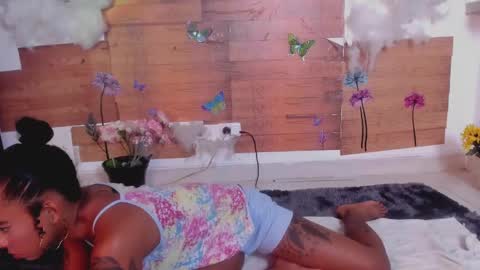kelly__thomson online show from December 5, 2024, 12:19 am