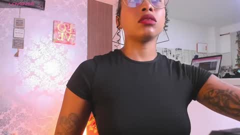 Snapshot of kelly__thomson chatting on September 19, 2025, 11:16 pm kelly__thomson online show from September 19, 2025, 11:16 pm