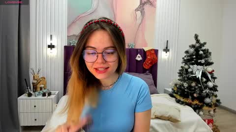 Kelly online show from December 22, 2024, 1:12 am