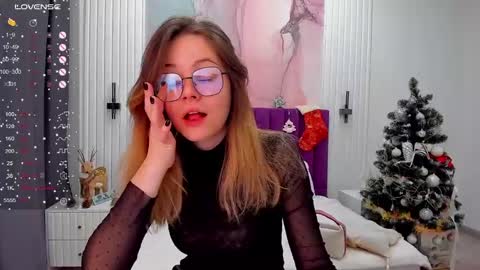 Kelly online show from January 3, 2025, 1:27 am
