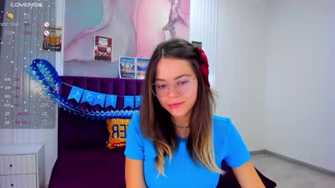 Kelly online show from September 25, 2025, 12:47 am