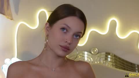 Kelly online show from March 16, 2026, 5:24 am