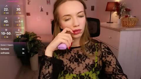 Kelly online show from April 11, 2026, 7:51 pm
