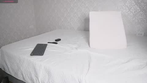 vanessa online show from September 30, 2025, 1:21 am