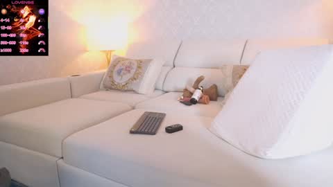 vanessa online show from February 24, 2026, 5:33 pm