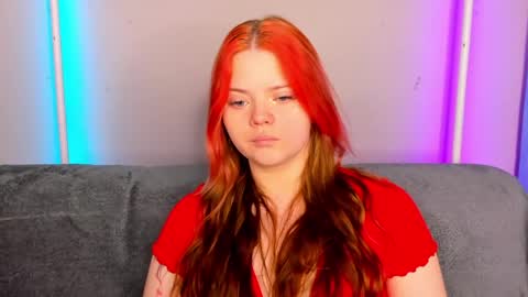Kellyfiery online show from May 3, 2026, 1:11 am