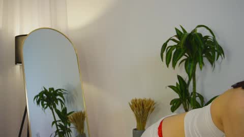 Kelly online show from March 9, 2025, 2:29 am