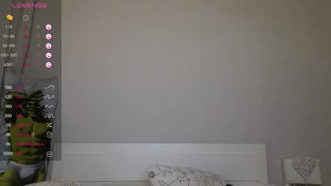 Princess Kelly online show from November 12, 2025, 9:58 pm