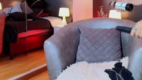 Snapshot of kellylust_ chatting on January 3, 2025, 2:10 am Kelly online show from January 3, 2025, 2:10 am