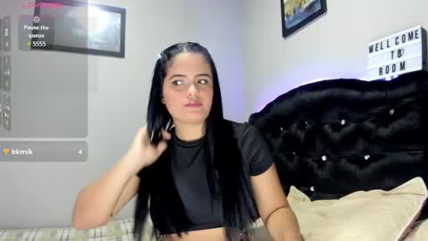 Snapshot of kellymillian_ chatting on September 18, 2025, 6:54 pm kellyMillian  online show from September 18, 2025, 6:54 pm