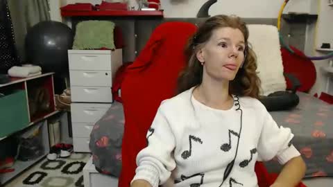 kelly online show from December 20, 2024, 9:39 pm