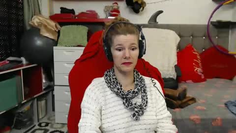kelly online show from December 29, 2024, 1:24 am