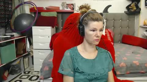 kelly online show from January 20, 2025, 2:43 am