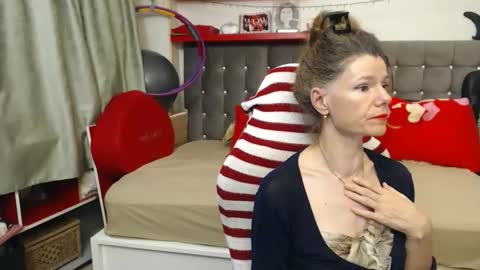 kelly online show from November 5, 2025, 8:09 pm