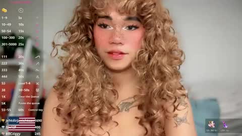 Snapshot of kellysexxie chatting on April 2, 2026, 8:01 am Kelly Smith online show from April 2, 2026, 8:01 am